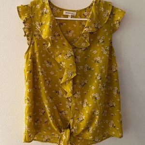 Small Yellow Blouse